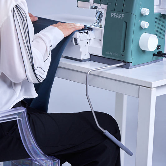 PFAFF® Admire™ 3000 Overlock Machine **NEW**