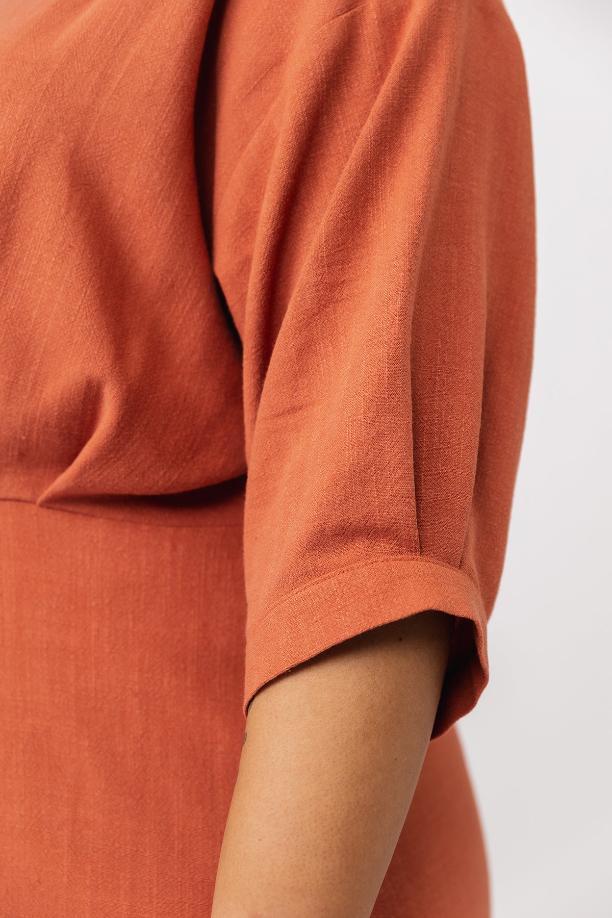 Pleated sleeve sewing pattern