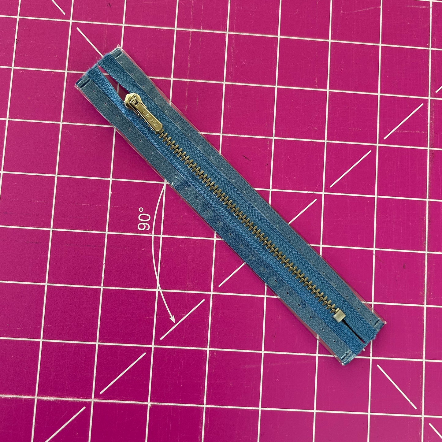 Prym Azure metal zip 16cm