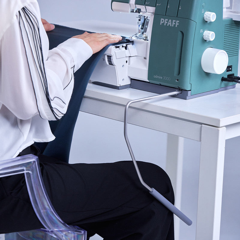 PFAFF® Admire™ 3000 Overlock Machine **NEW**