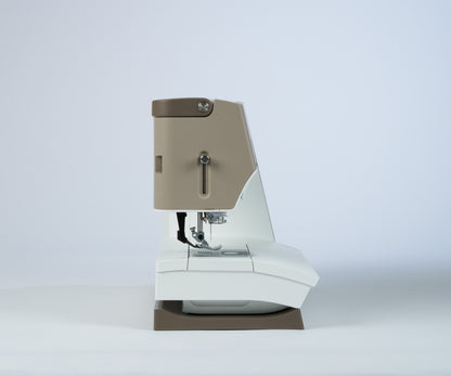 PFAFF® creative elevate™ 680 Sewing Machine