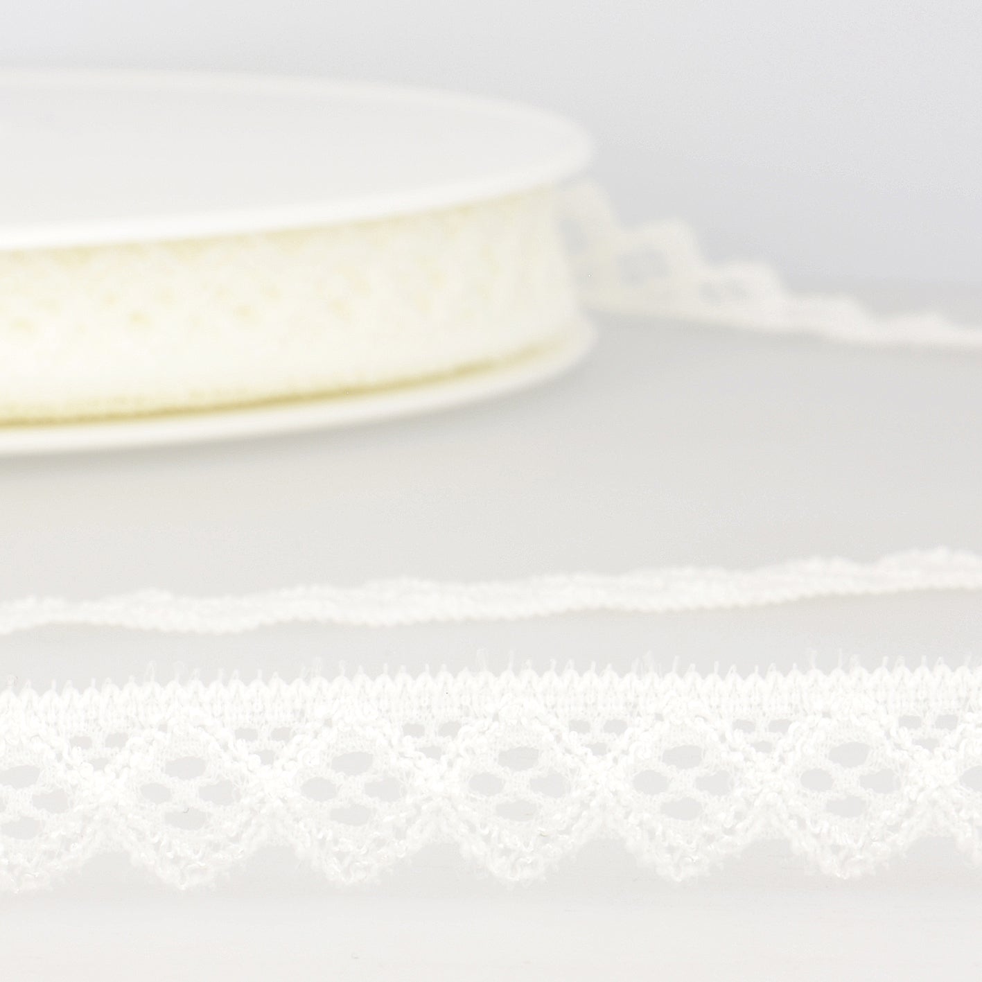 Elastic Lace Trim – 15mm by the meter