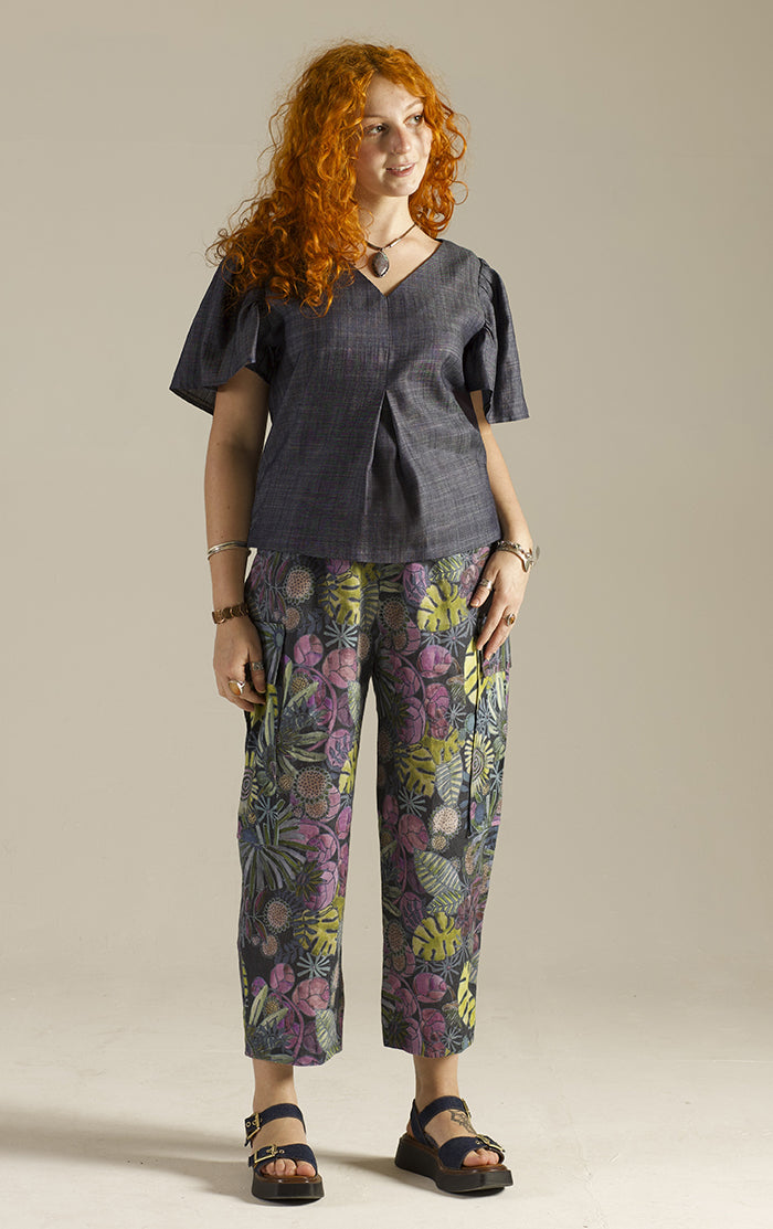 Tyto pants floral fabric