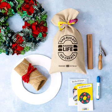 Wreath Hessian And Board Only