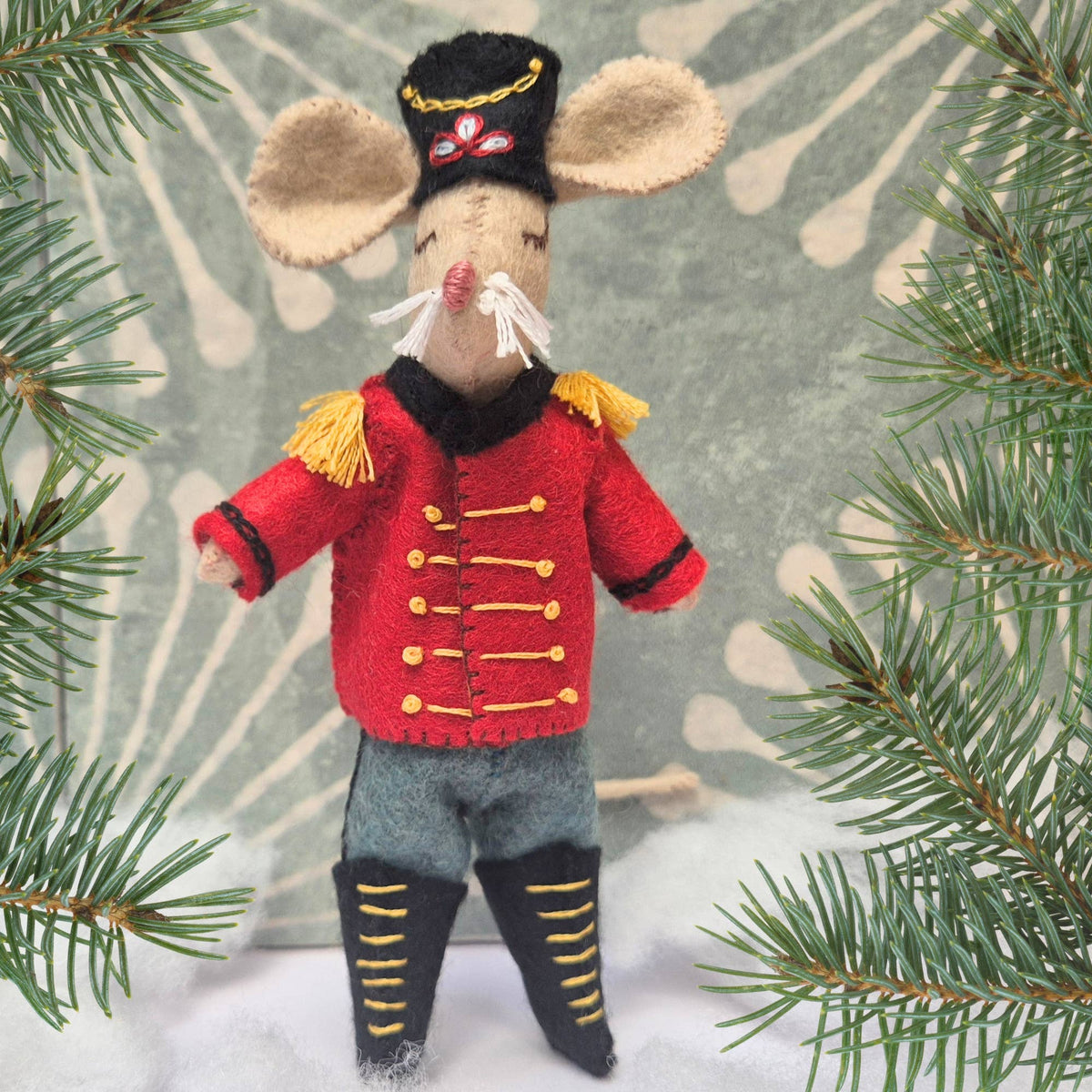 Little Mouse, the Nutcracker - felt sewing kit