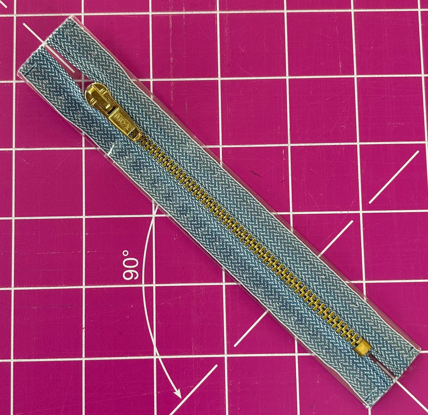 Prym M8 Metal zip light denim 20cm