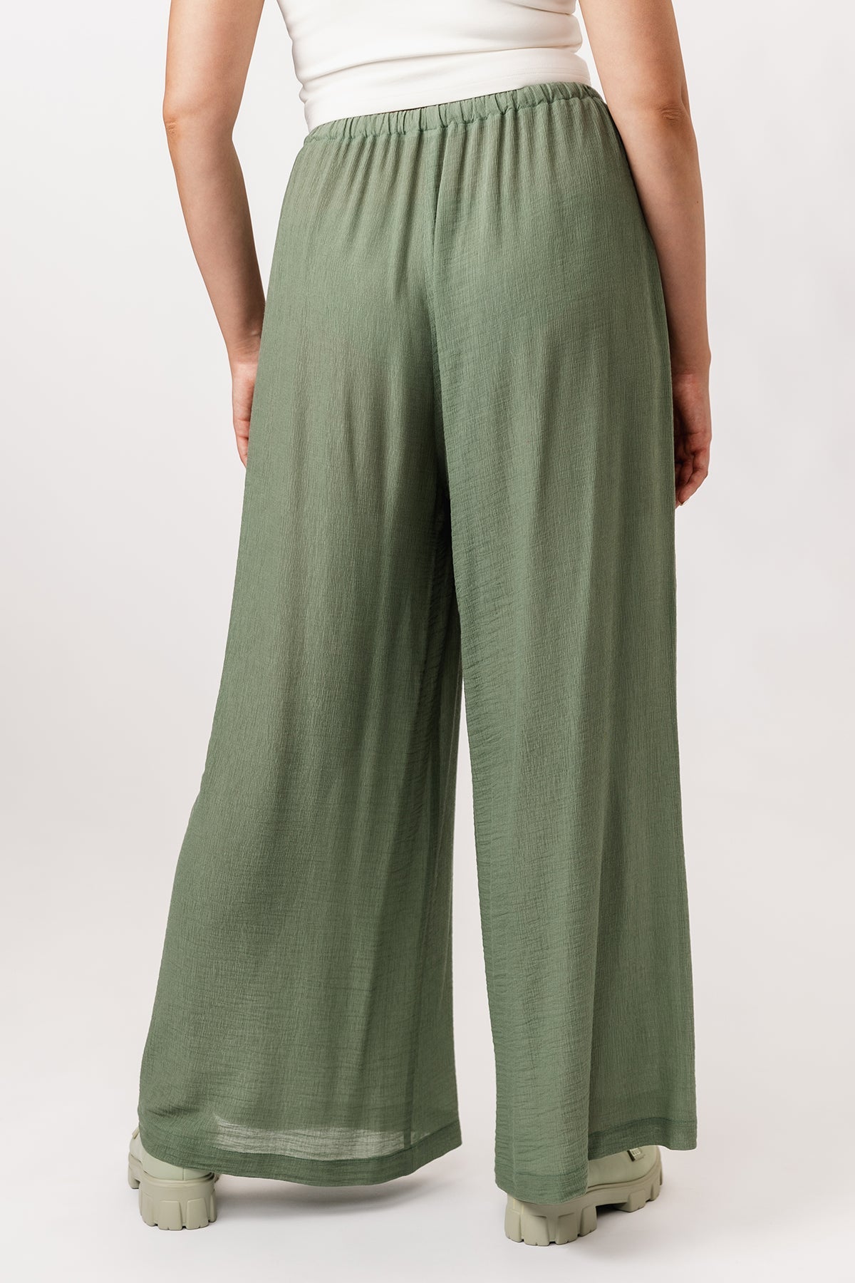 Easy trouser sewing pattern