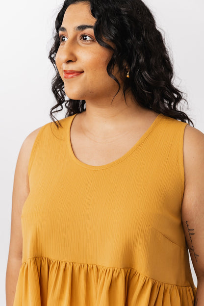 Top with a round neckline sewing pattern
