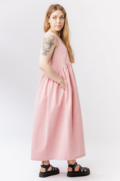 Dress with inseam pockets sewing pattern