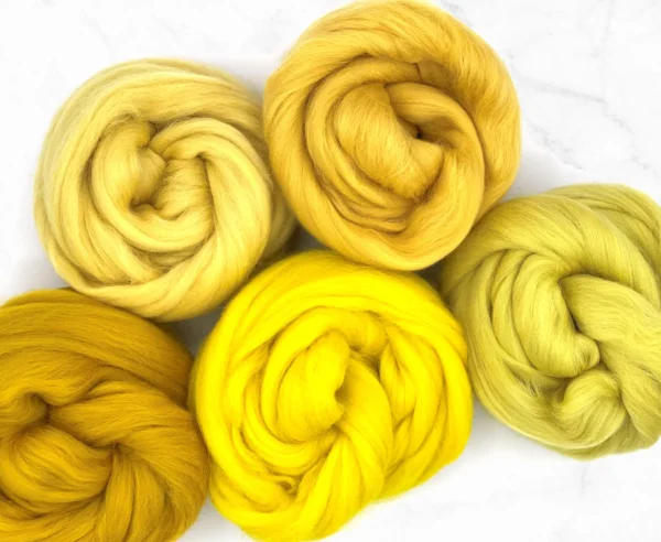 merino wool roving 23 micro in yellow